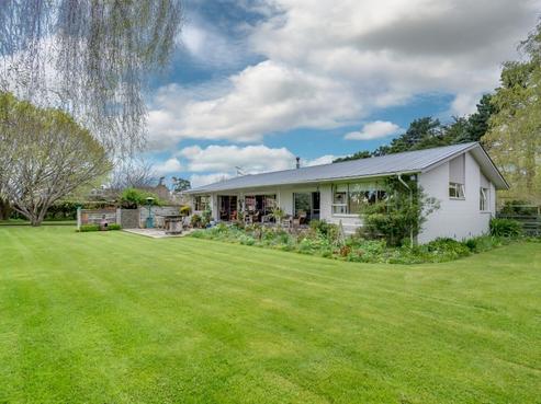 201 South Eyre Road, Clarkville