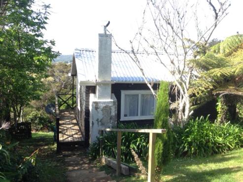 106 Hill Road, Palm Beach