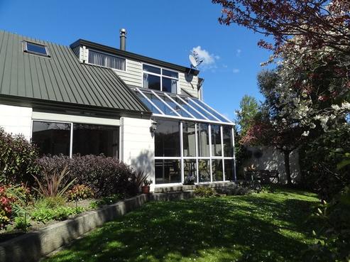 2B Heaphy Place, Casebrook