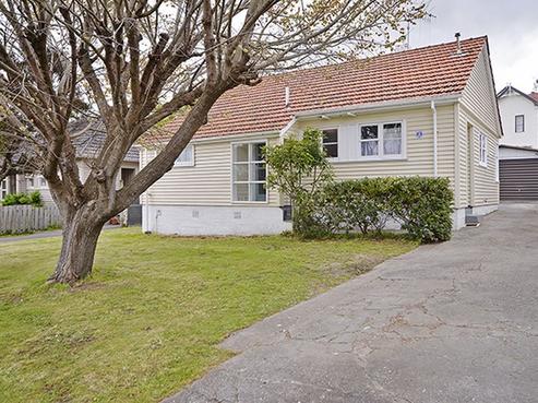21 Moheke Avenue, Roslyn