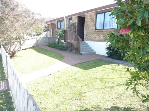 1 Spears Place, Botany Downs