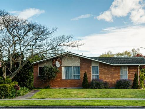 31 Ambleside Drive, Burnside