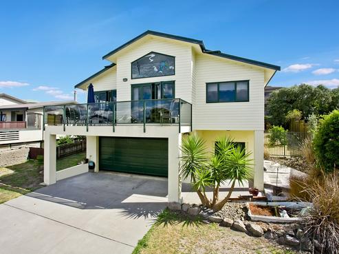 22 The Glebe, Coastlands