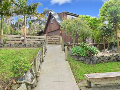1145 Whangaparaoa Road, Gulf Harbour
