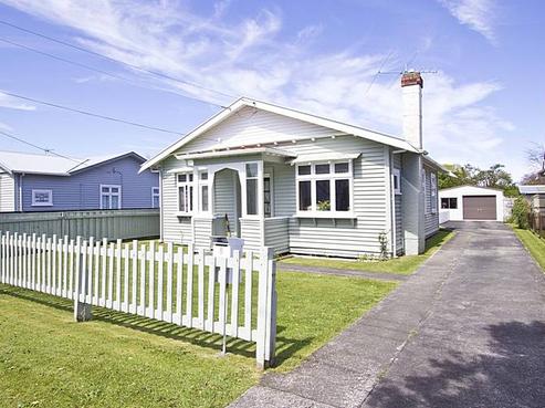 6 Bracken Street, Petone