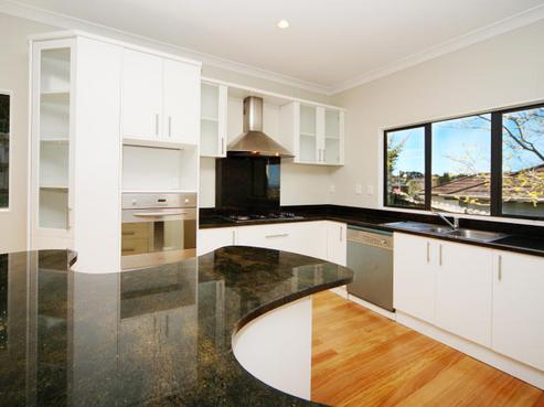 27 Spencer Road, Oteha