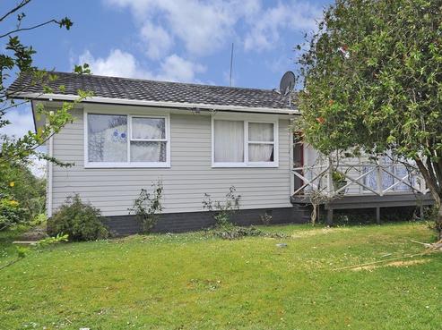 39 Tyrone Street, Otara