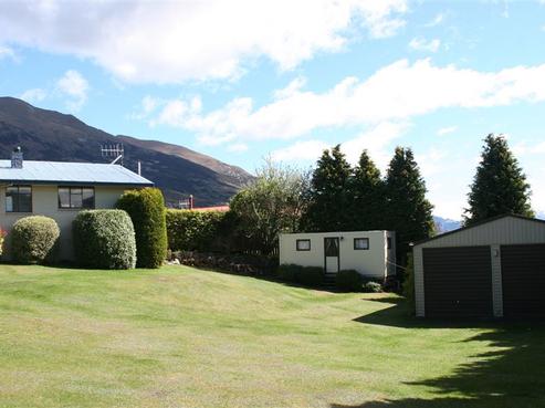 77 Parry Crescent, Lake Hawea