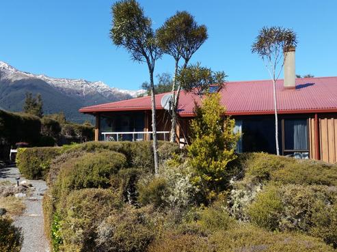 107 MAIN Road, St Arnaud