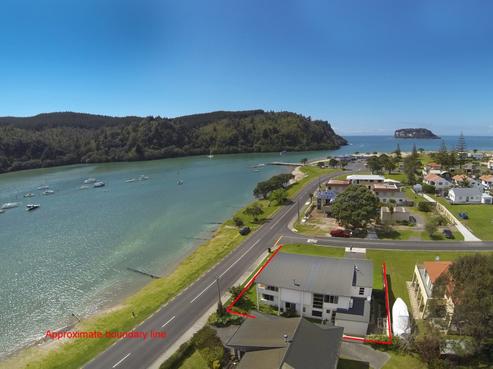 201 Beach Road, Whangamata