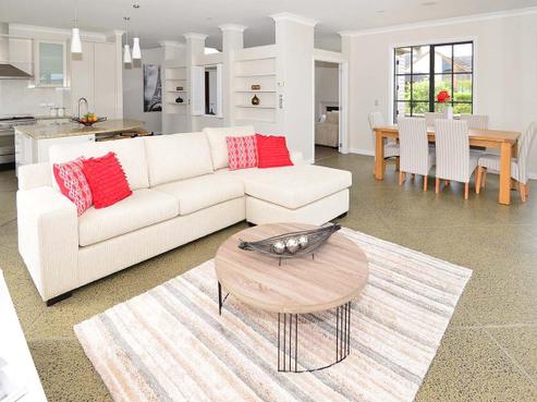 102 Grovenor Drive, Orewa