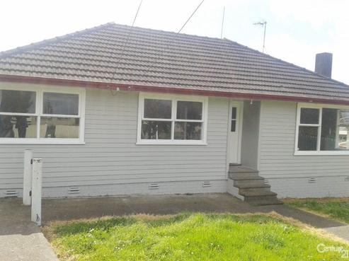 29 Crown Crescent, Otara