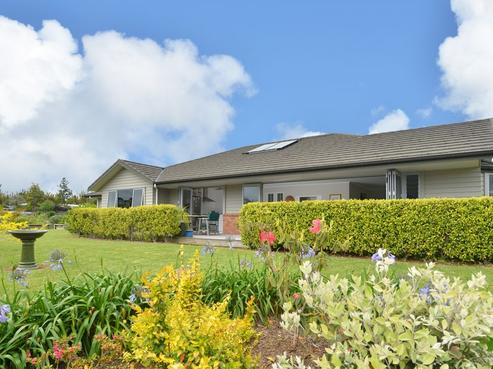 6 Crackerjack Crescent, Kerikeri