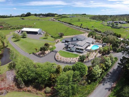 72 Sharon Road, Waitoki