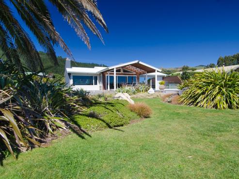 20 Peninsula Road, Tata Beach