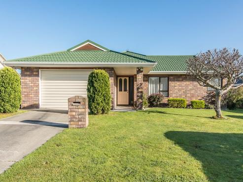 97 Langdale Avenue, Paraparaumu