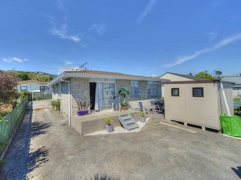 15B Ngaio Street, Stoke