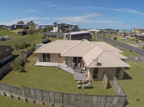 6 Marram Place, Mangawhai Heads