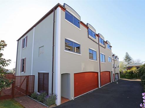 13 Radnor Street, Hamilton Central