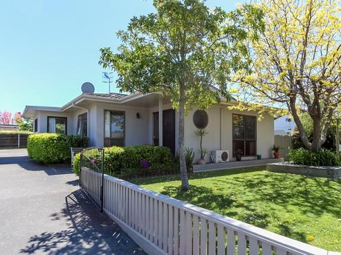 162 Tait Drive, Greenmeadows