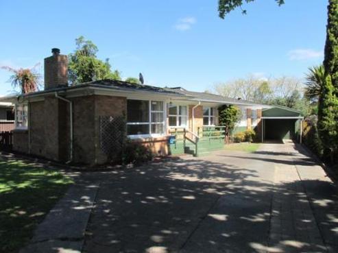 79 Carlyle Street, Leamington