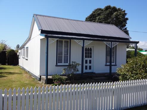 11 Coates Street, Westport