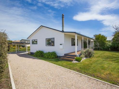 33 Iwa Street, Mapua