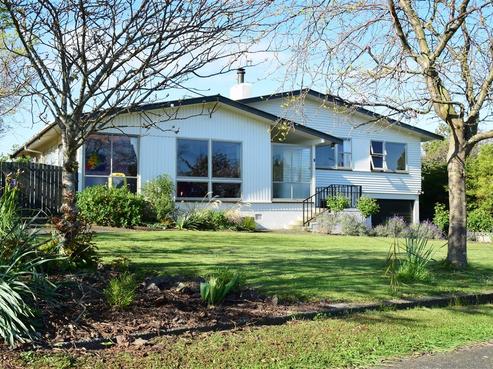 7 Pirinoa Street, Feilding