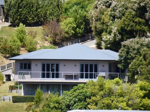 6 Vangioni Lane, Akaroa