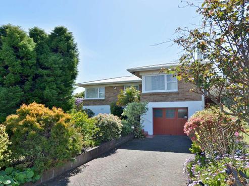 9 Kowhai Park Road, Maunu