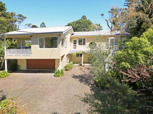 118 Scenic Drive, Titirangi
