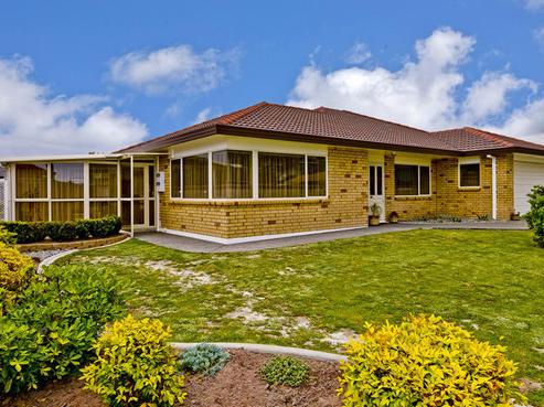 83 Lakeside Drive, Orewa