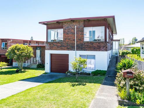3/11 Corrella Road, Belmont