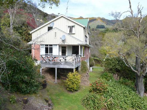 5 Purple Peak Road, Akaroa