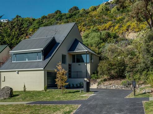 9B Glenstrae Road, Redcliffs