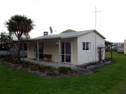 20 Lochiel Street, Mahia