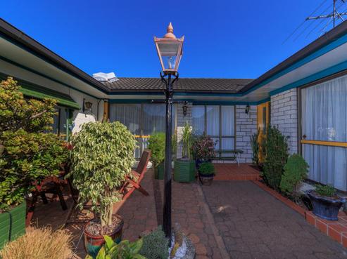 10B Vivian Wilson Drive, Eastern Beach