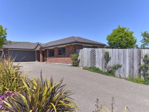 6 Woodstock Place, Stoke