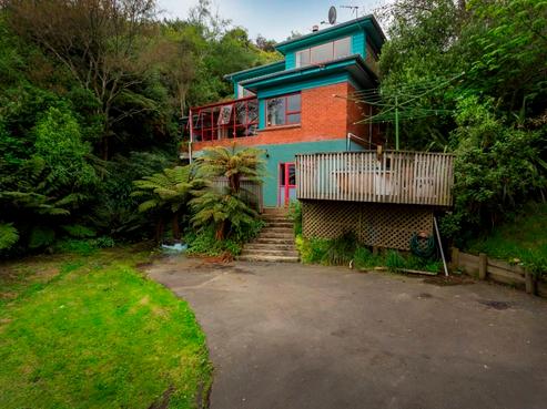 10 Oxley Crescent, Broad Bay