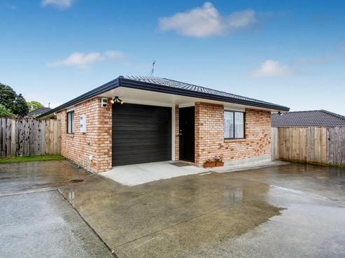 18A Netherlands Avenue, Kelston