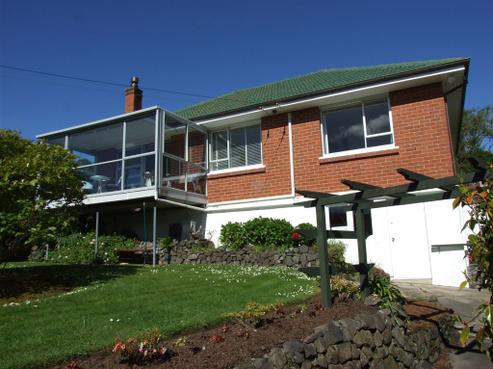 416 Pine Hill Road, Pine Hill