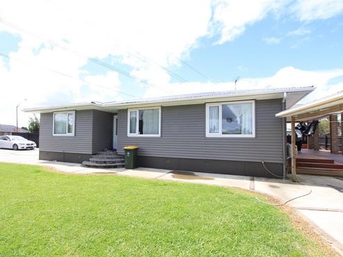 47 Bairds Road, Otara
