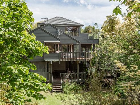 15 Busby Hill, Havelock North