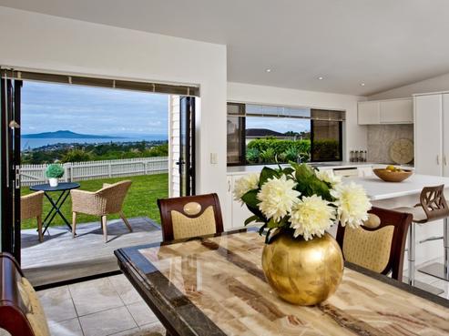 523 East Coast Road, Murrays Bay