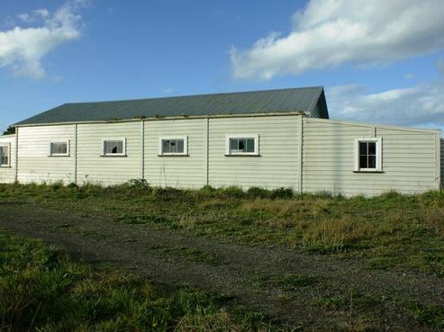 7 Thornton Hall Road, Thornton
