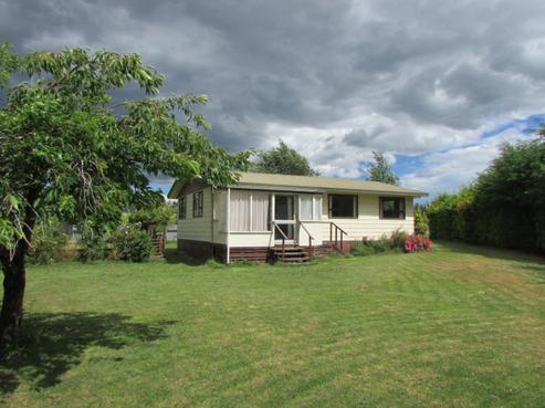 4 Dee Street, West Otago Surrounds