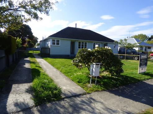 46 Centennial Avenue, Milton