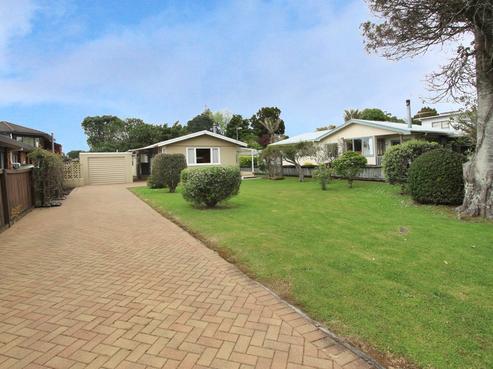 14 Puriri Avenue, Orewa