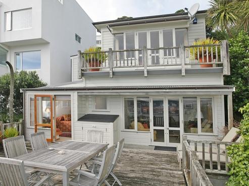 36 The Crescent, Roseneath