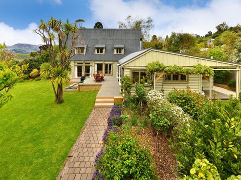 15 Main Road, Governors Bay